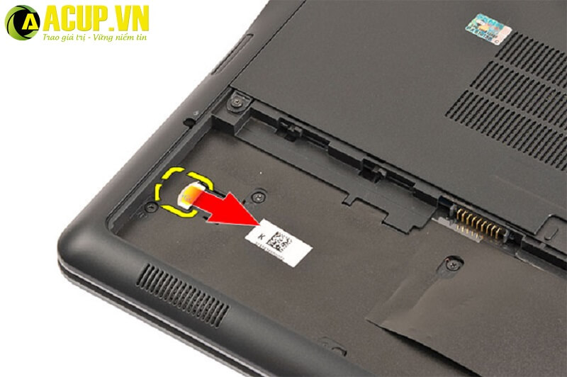 laptop with sim card slot in india